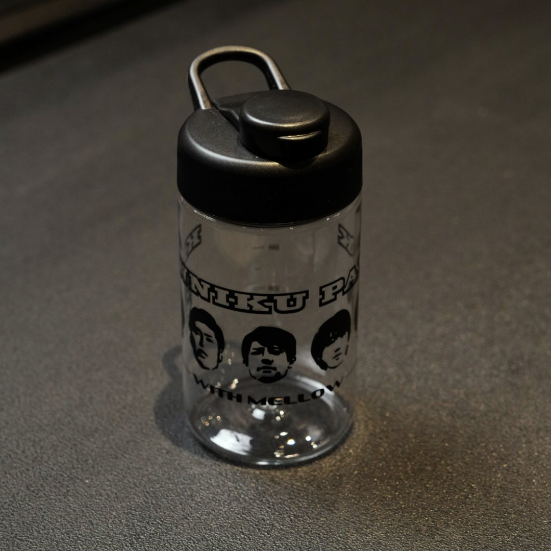 KINNIKU PARK with mellow SHAKER BOTTLE