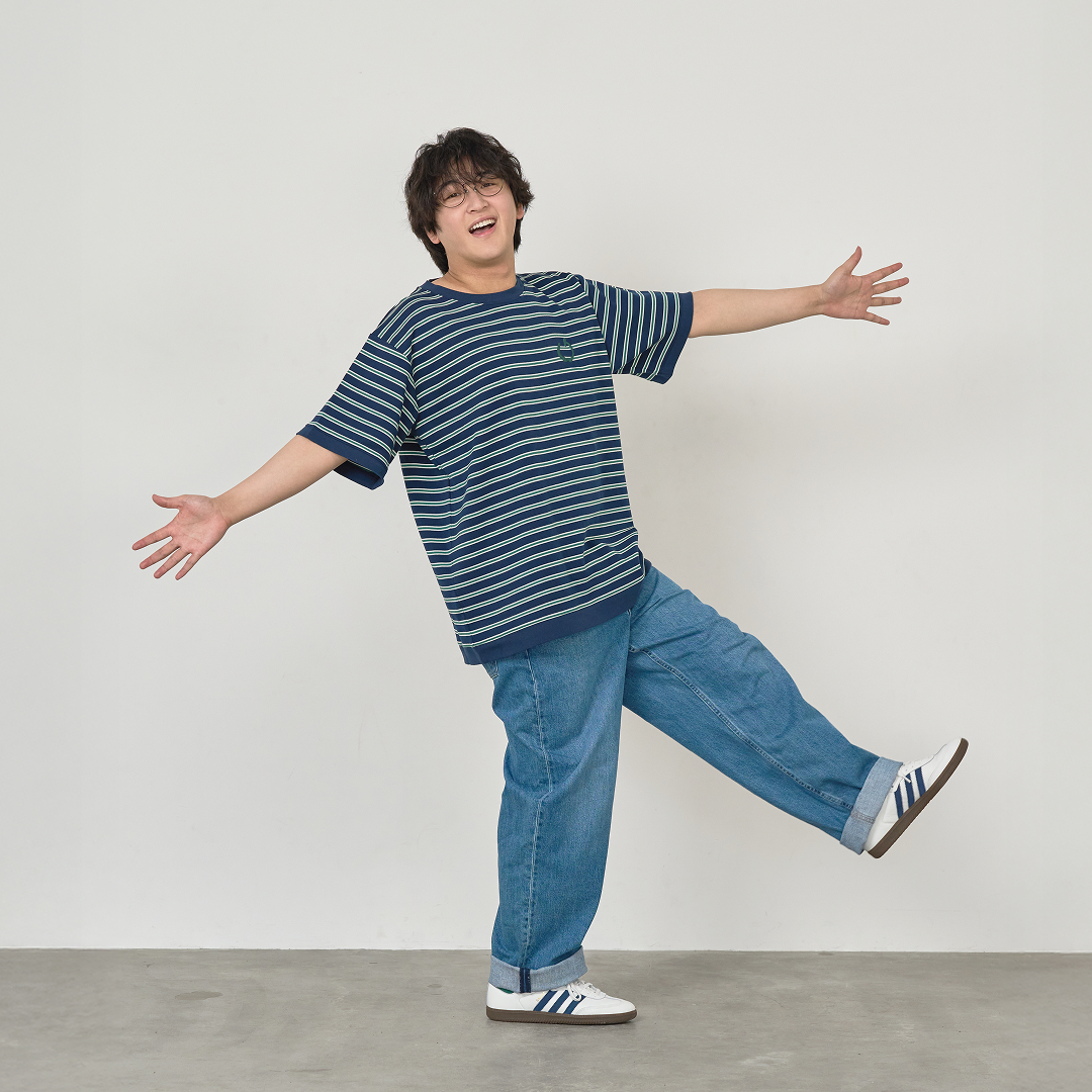 JASPER with mellow BORDER T-SHIRT / NAVY