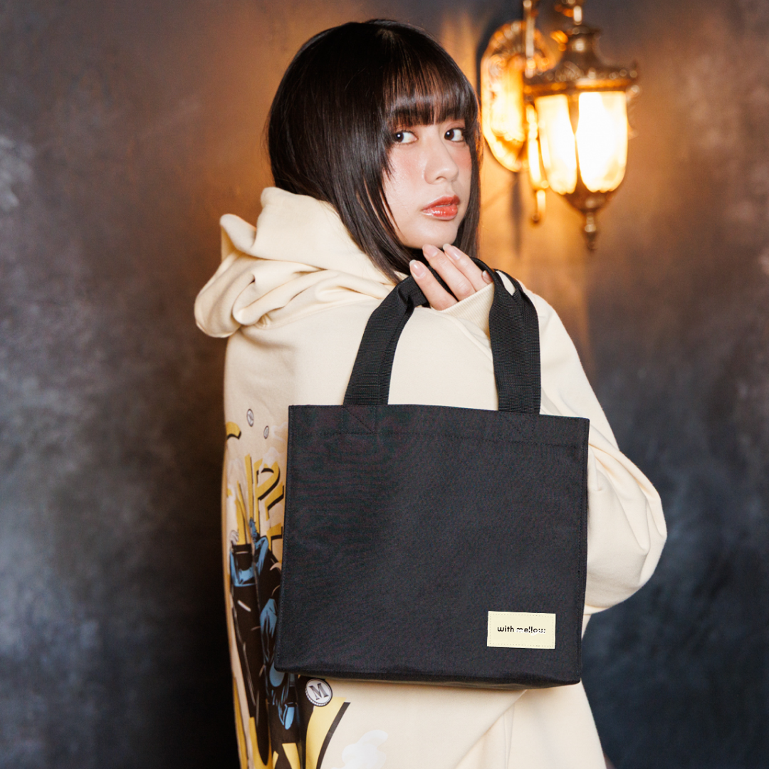 me-ya with mellow TOTE BAG