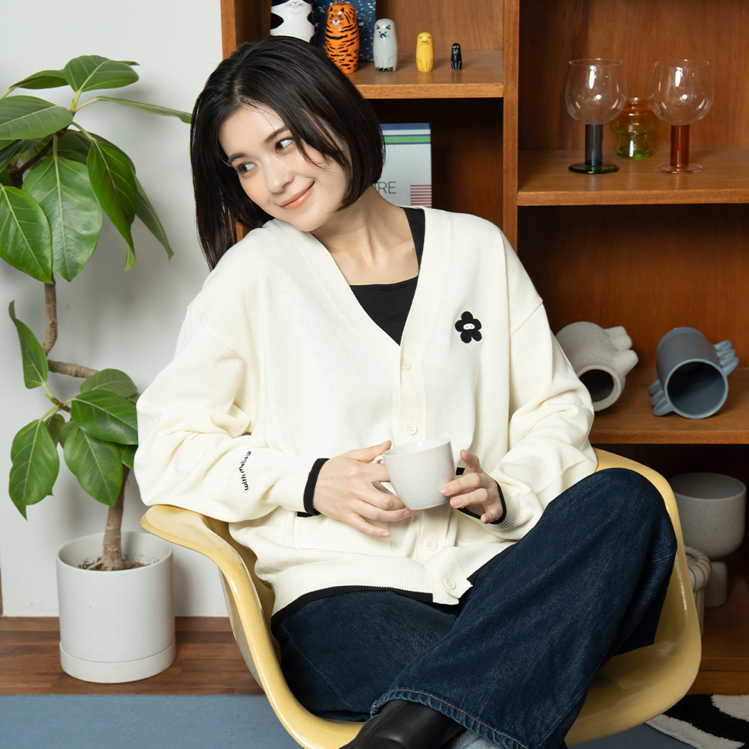 hira with mellow FLOWER LOGO KNIT CARDIGAN