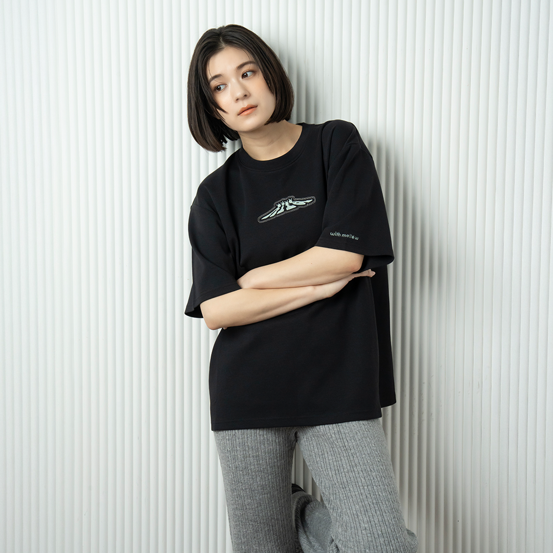 hira with mellow LOGO PONTE T-SHIRTS / Black