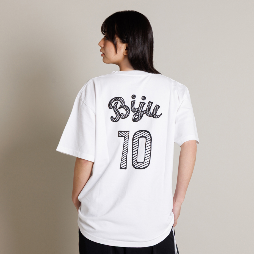 Biju with mellow I am Biju T-SHIRTS