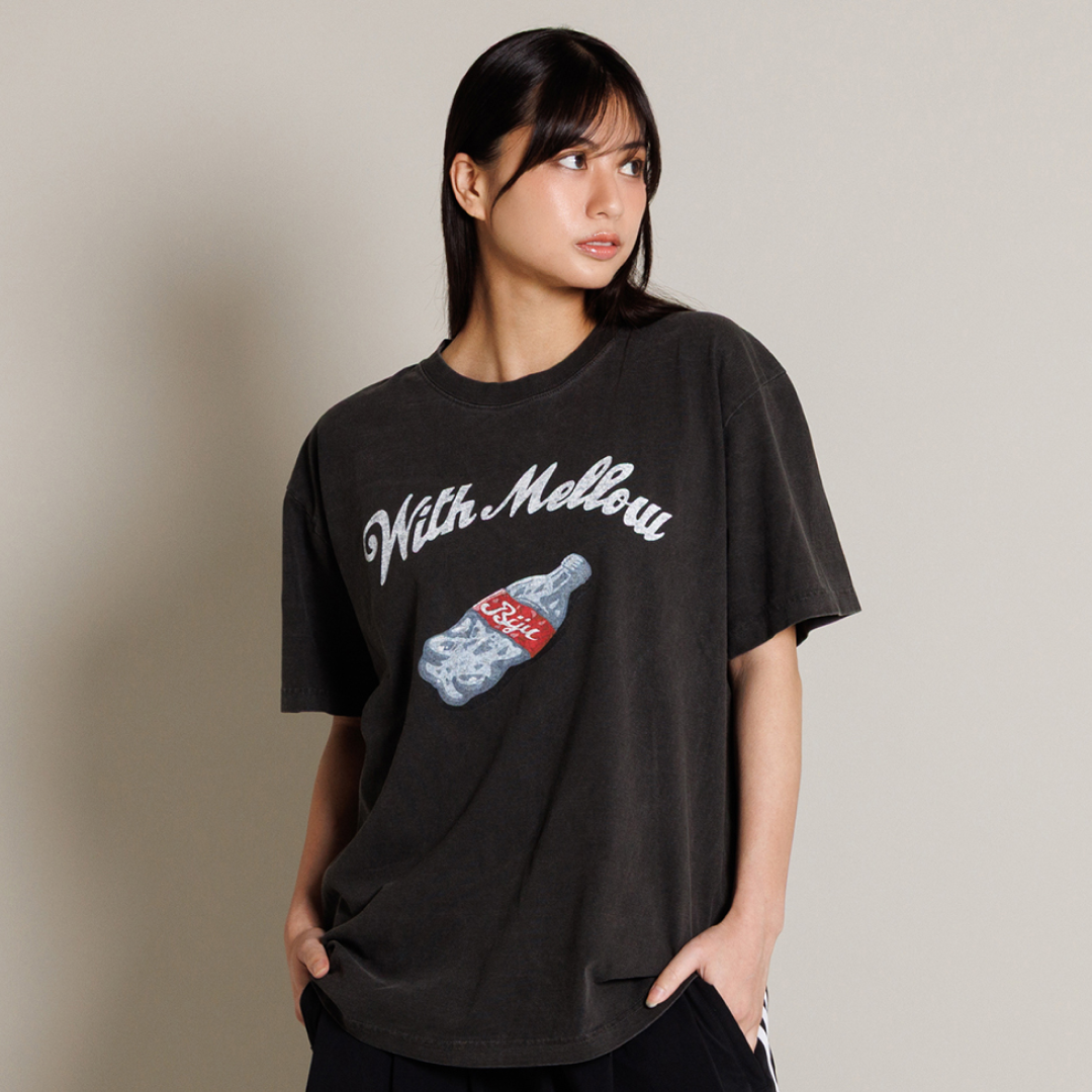 Biju with mellow MICROPHONE BAT T-SHIRTS