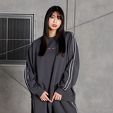 GIRLS RESEARCH UNIVERSITY with mellow SWEAT SET UP