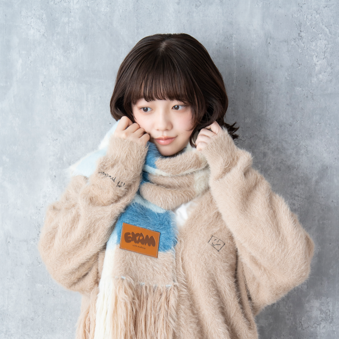 EXAM with mellow 2025 SHAGGY KNIT MUFFLER