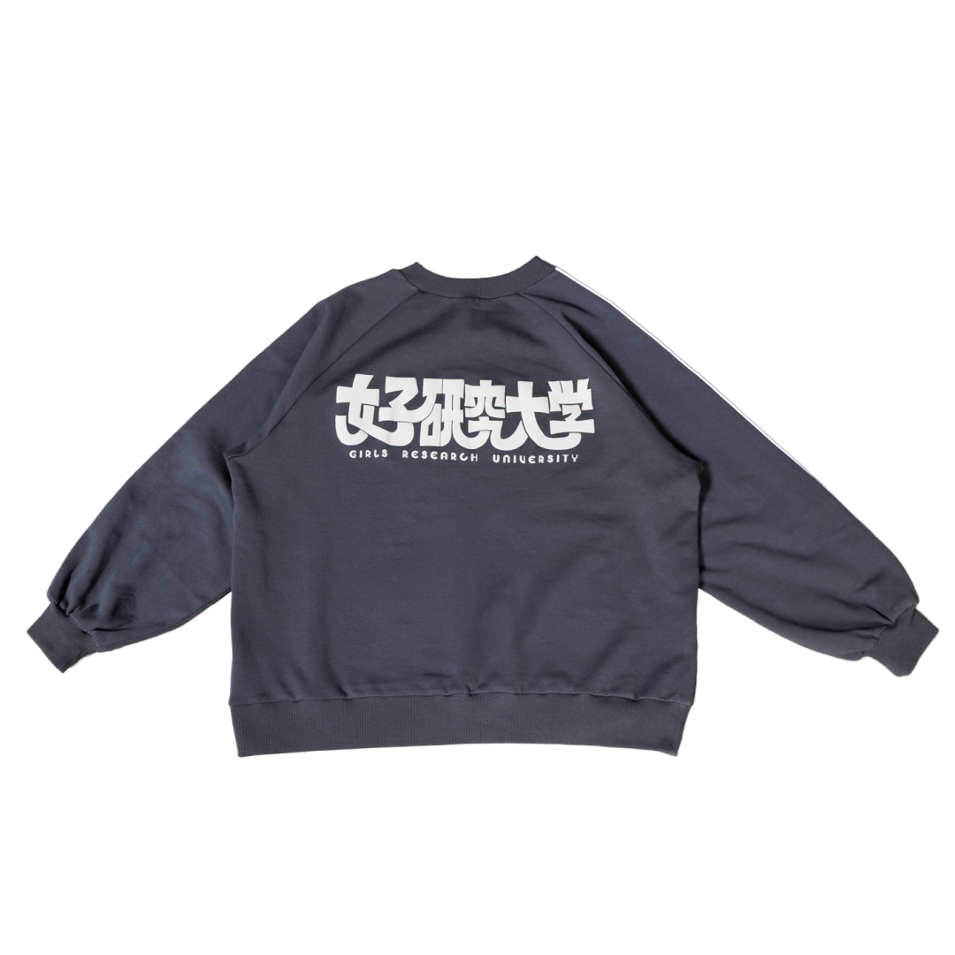 GIRLS RESEARCH UNIVERSITY with mellow SWEAT SET UP